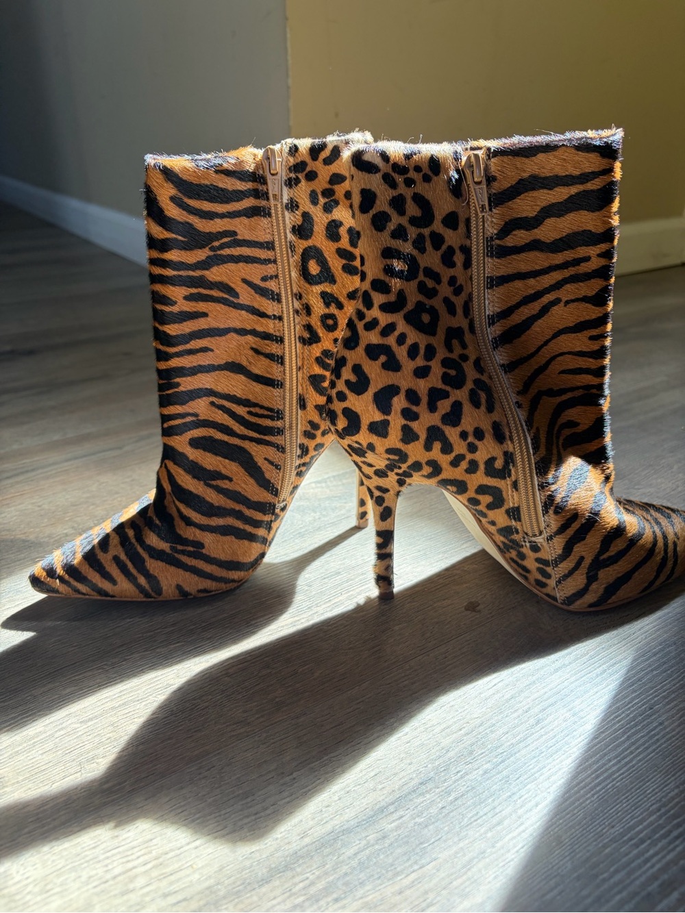 Steve Madden Tiger-Print Ankle Boots in Orange and Black - Picture 9 of 9